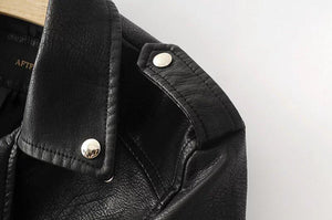 Shoulder Epaulettes of the Black Brando Leather Jacket