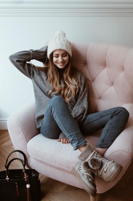 women leather handbag