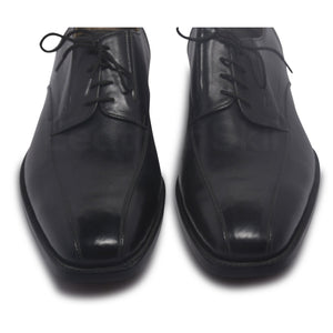 toe for black derby leather shoes