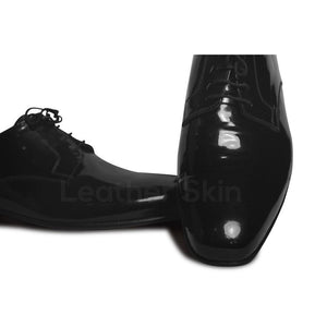 Shiny Black Shoes
