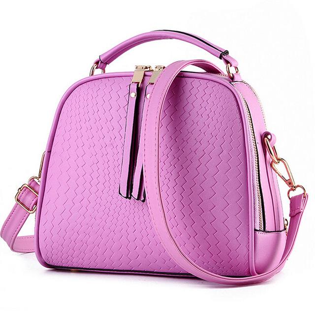 Women Black Zig Zag Quilted Faux-Leather Handbag with Dual Compartments