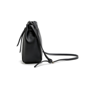 Women Messenger Crossbody Tassel String Faux-Leather Bag with Bucket Design