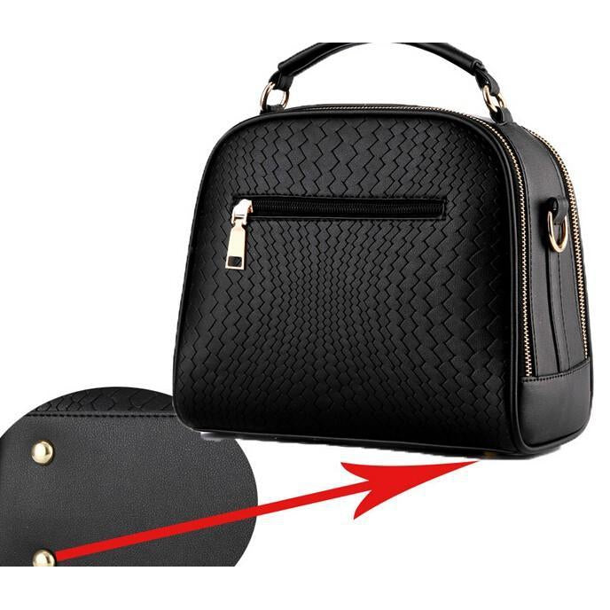 Women Black Zig Zag Quilted Faux-Leather Handbag with Dual Compartments